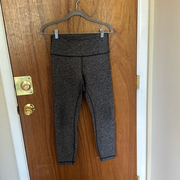 25” Gray lulu leggings - Picture 1 of 2